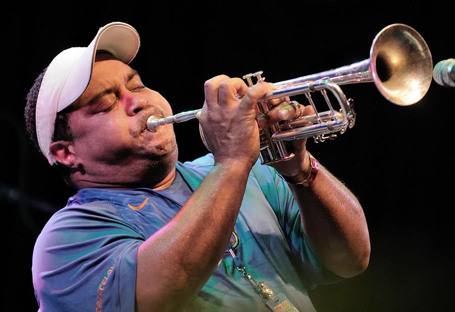 01-efrem-towns-D30_2679