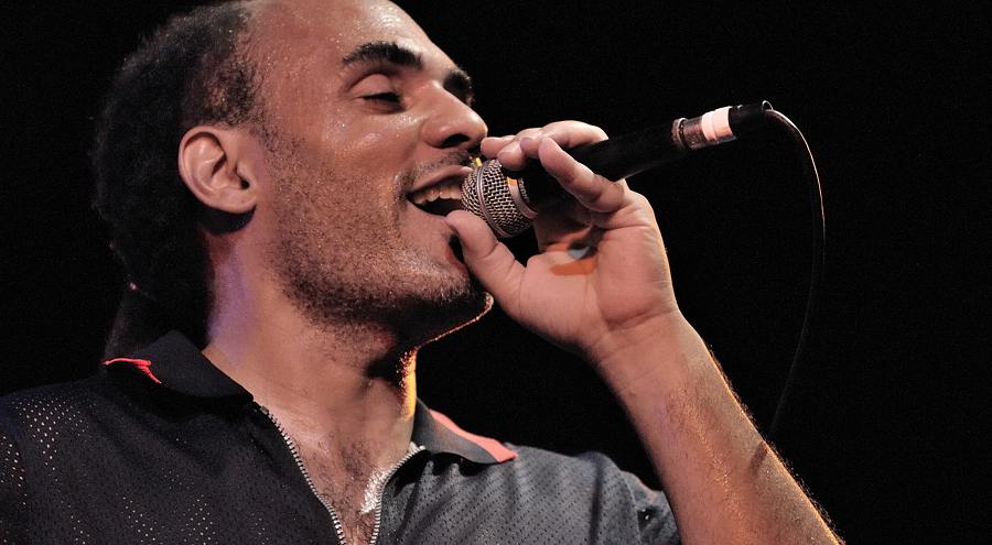 01-elliot_martin_D30_2732