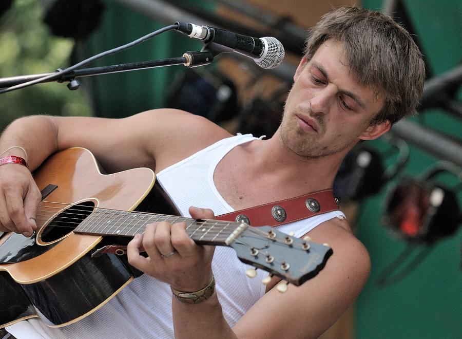 01-gregor-sayet-bone-D30_3304