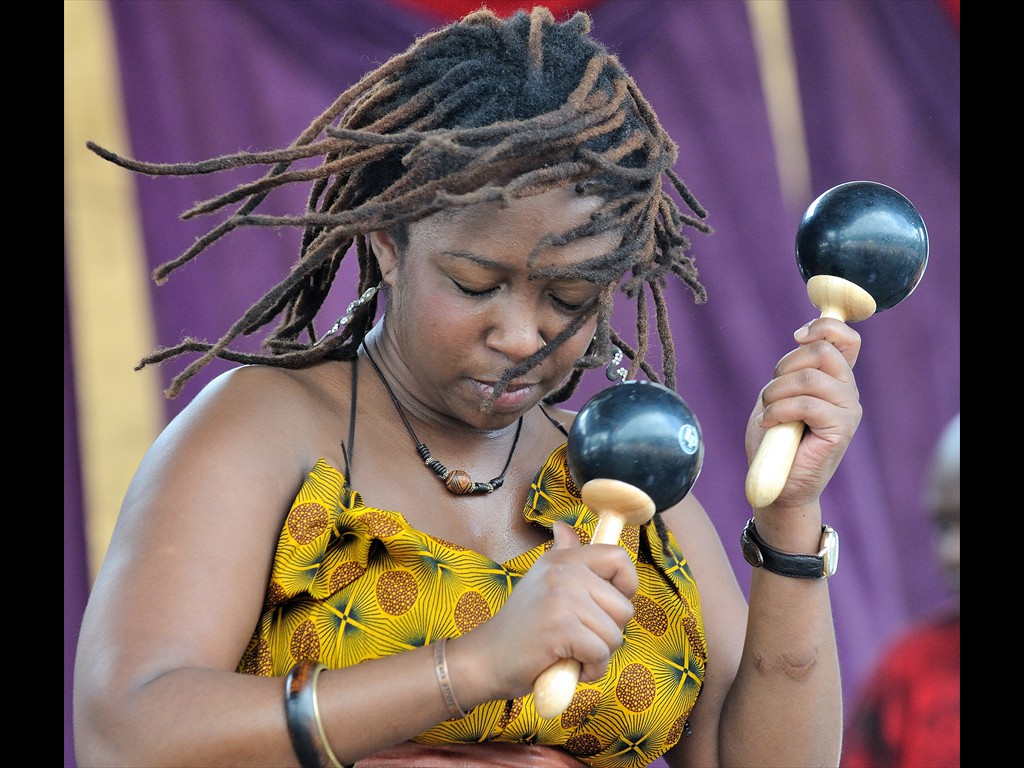 30-chiwoniso_D30_7885