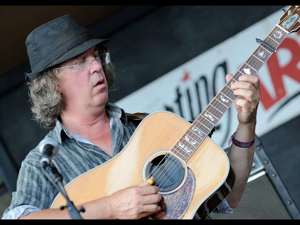 andy_goessling_railroad_earth_D30_7987