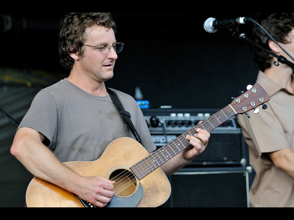 todd_sheaffer_railroad_earth_D30_7976