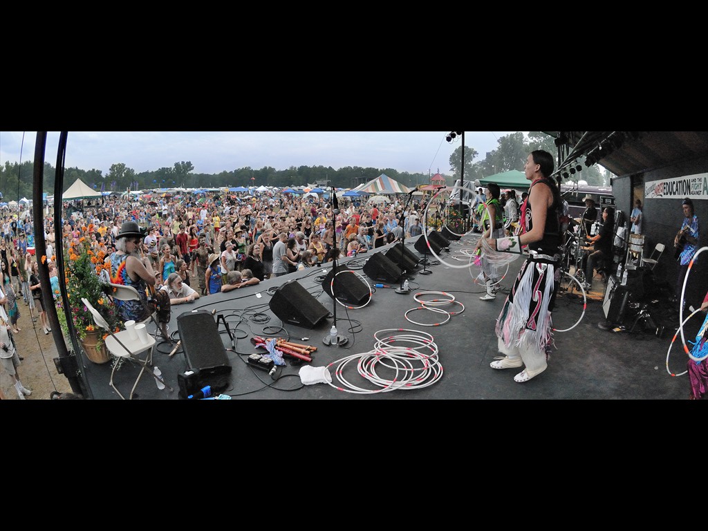 70-keith_secola_and_wild_band_of_indians_DTH_9638