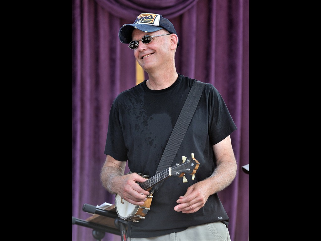 15_Jeff_Claus_The_Horseflies