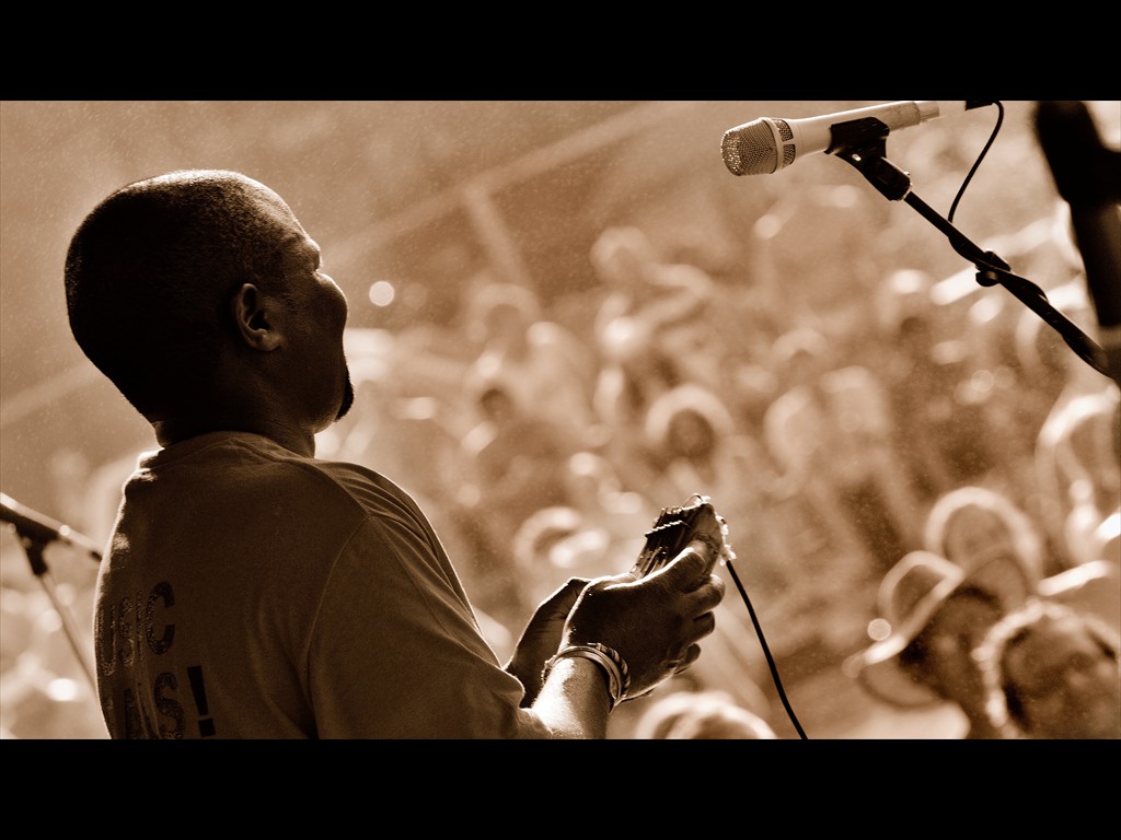 30_samite_grassroots