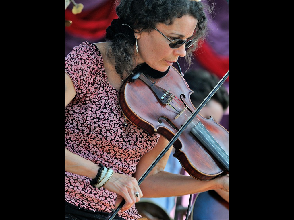 95_tara_nevins_the_heartbeats