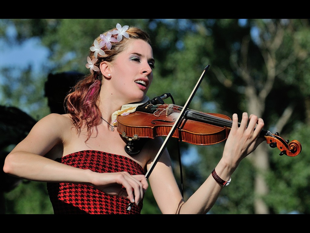 05_ivanka_watkin_the_town_pants