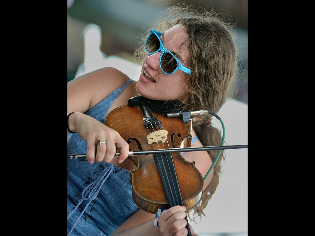 05_claire_byrne_driftwood_D80_1042