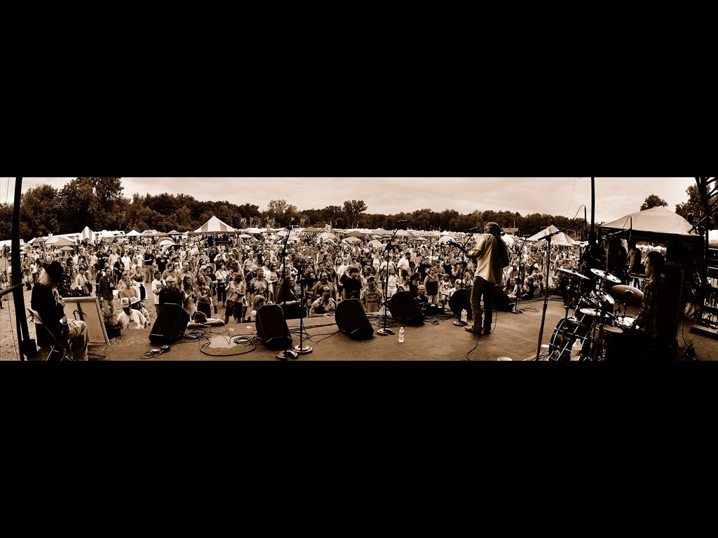 60_keith_secola_and_wild_band_of_indians_D30_2098