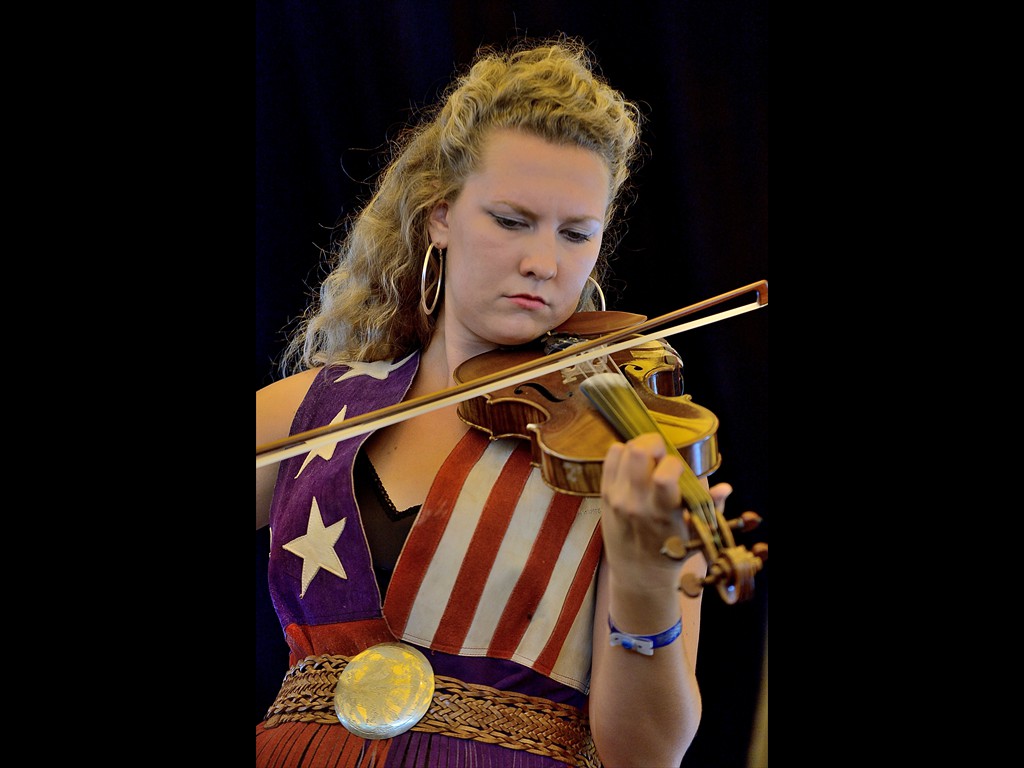 05_ida_mae_specker_D80_1007